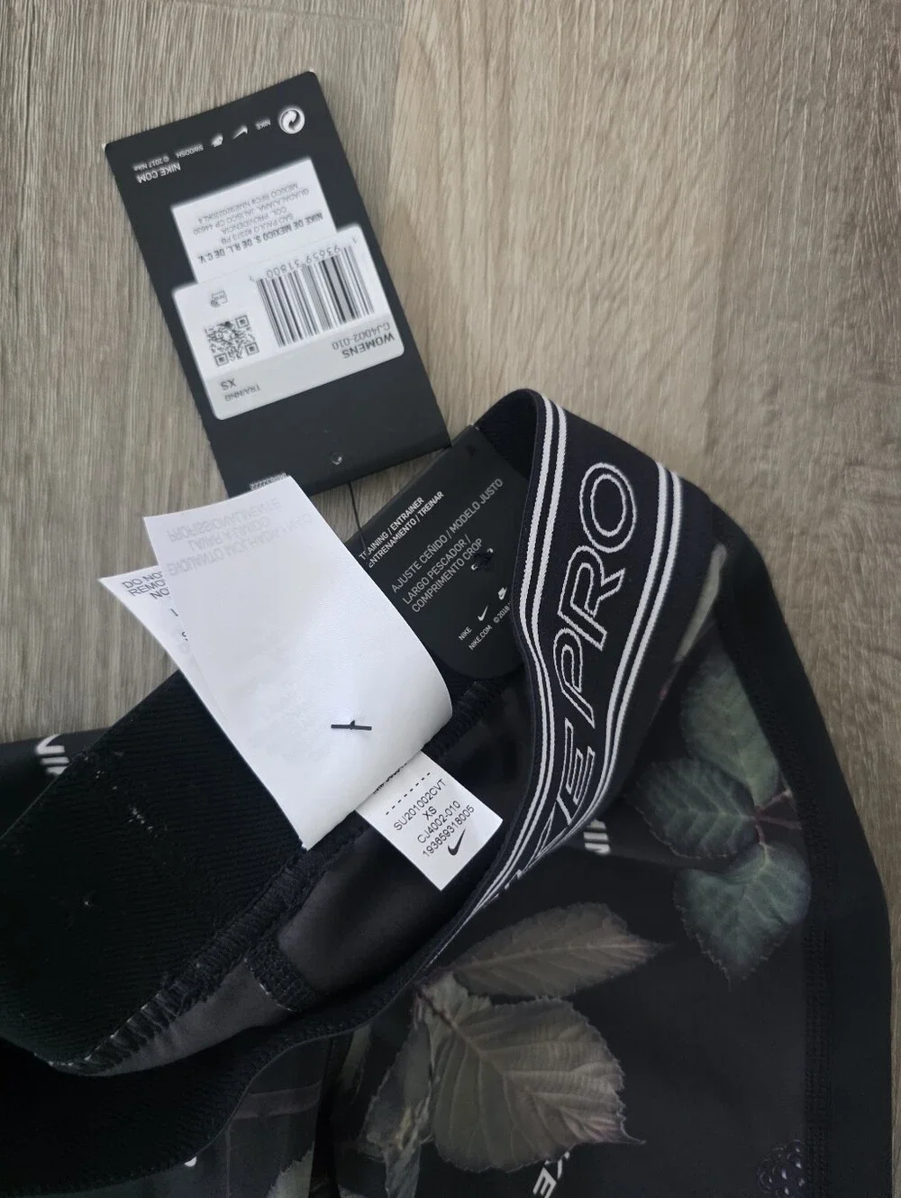Nike Black Floral Print Girls' Leggings Size XS